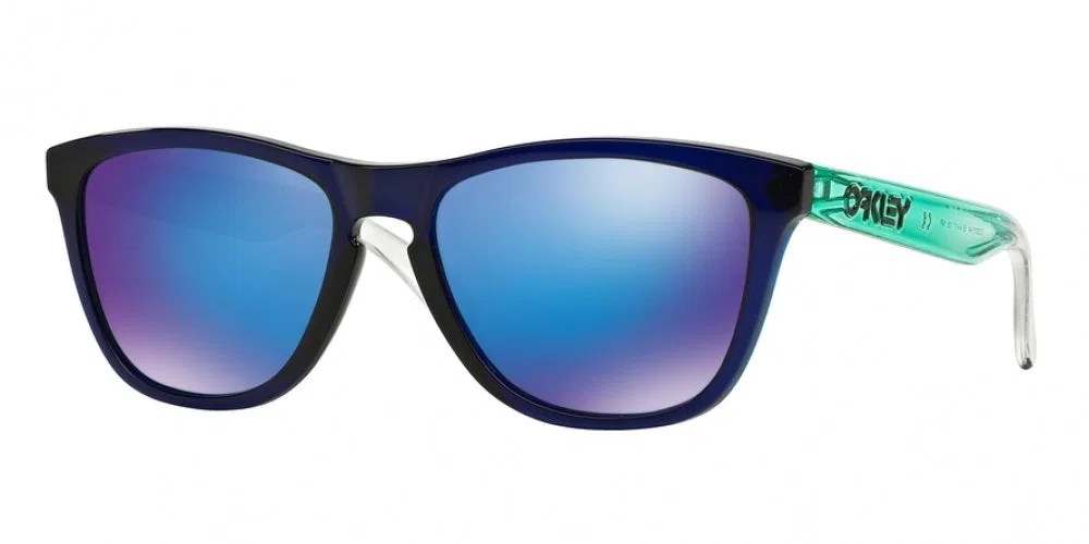 Oakley Frogskins 9013 Sunglasses - Crystal Clear - view 53